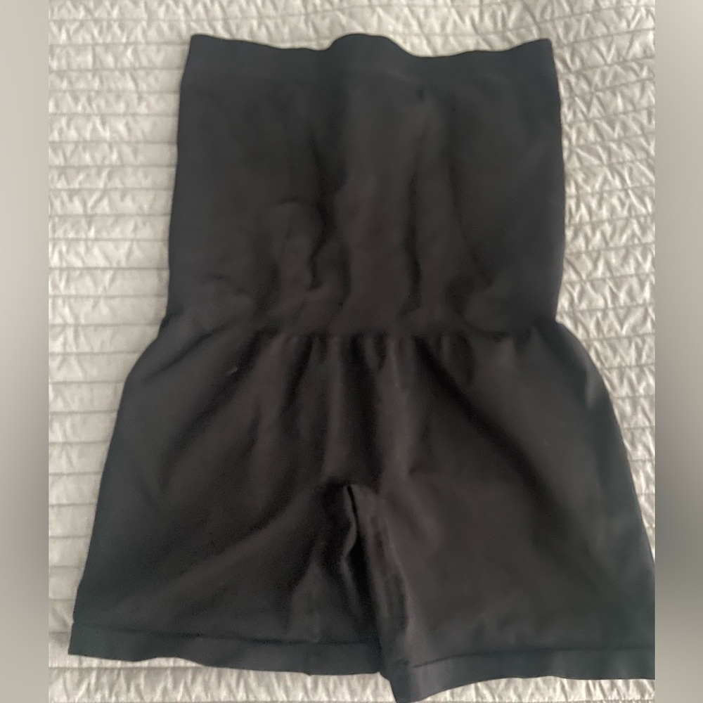 Black Blanqi maternity shorts